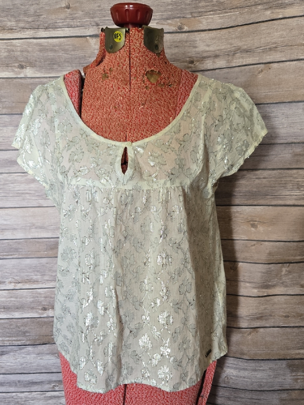 Abercrombie & Fitch Cream Metallic Floral Keyhole Blouse